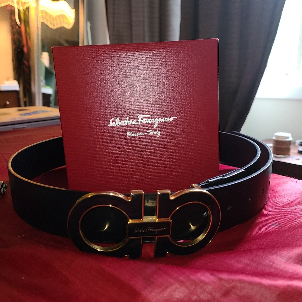 Ferragamo Black Leather Nero Belt (Size 38)